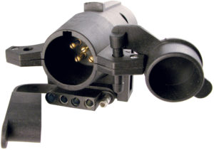 8000_3_Way_Trailer_Adapter_Product_1