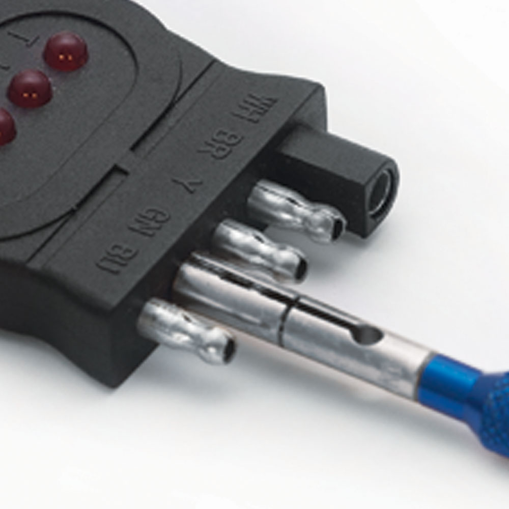 8026-4_5_Pin_Towing_Maintenance_Kit_Action_1 - Copy