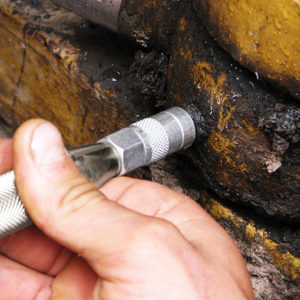 7862_Grease_Joint_Rejuvenator_Action_Closeup_2