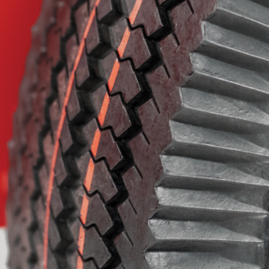 5700-2_Close_Up_Treads