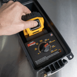 9101-D20C_Battery_Install